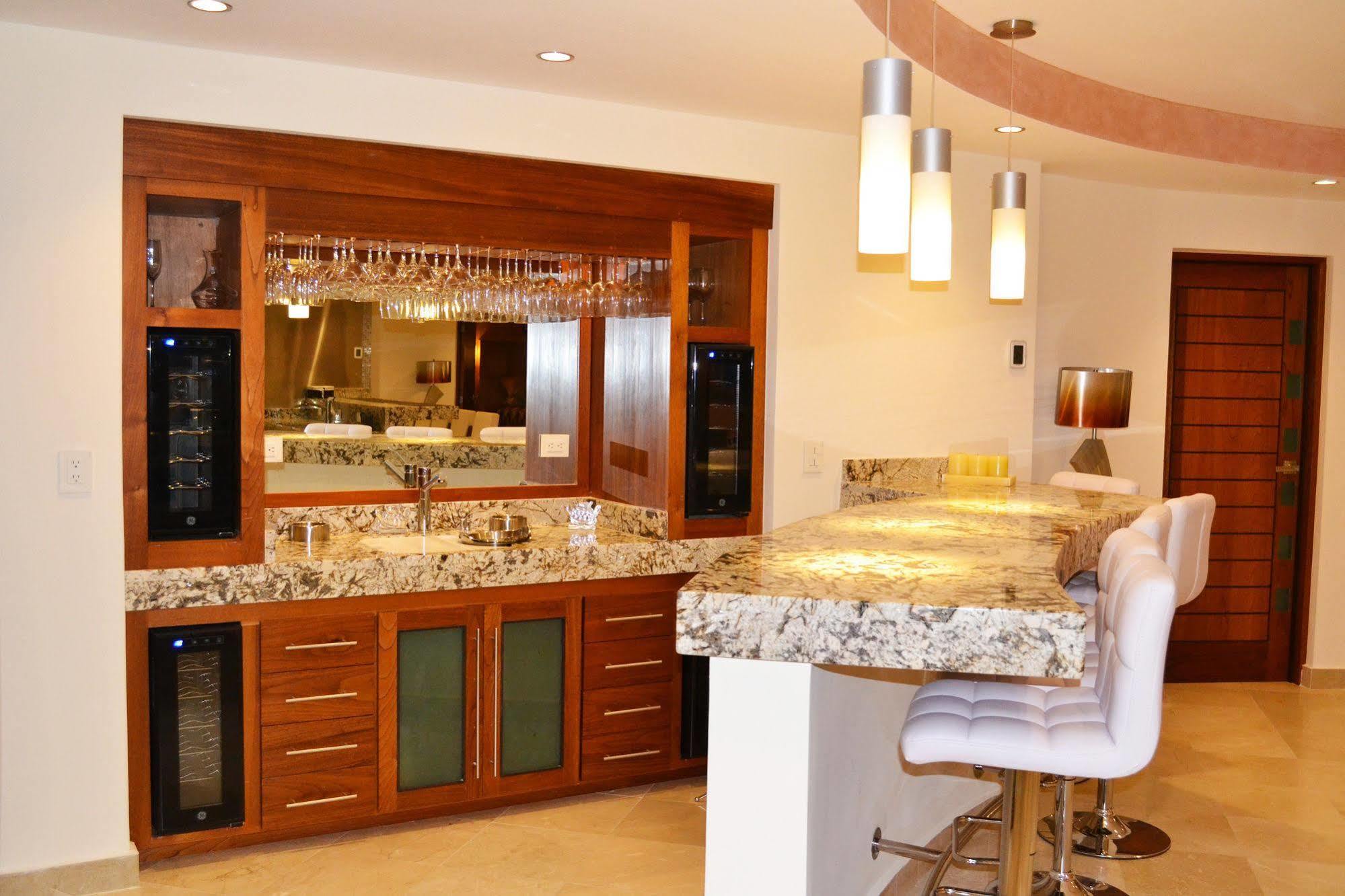 Villas De Cortez Penthouse 罗斯巴利勒斯 外观 照片